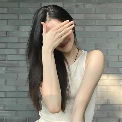 神秘裸女
